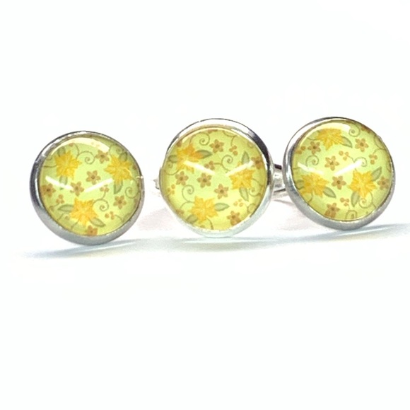 🌟 Cute Post Earrings & Adjustable Ring 👀👂🏻💍 - Picture 1 of 4